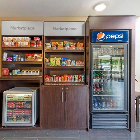 Comfort Suites Near Vancouver Mall Екстериор снимка